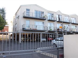 2 Bed Apartment in Durbanville