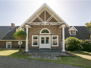 4 Bed House in Chelsea