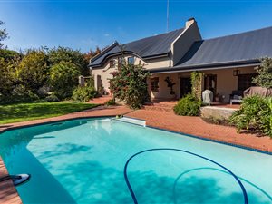 4 Bed House in Glen Austin AH
