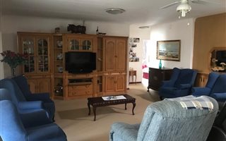 3 Bedroom House in Die Hoewes