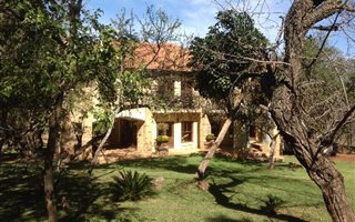 4 Bedroom House in Kameelfontein and surrounds