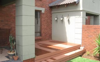 2 Bedroom Townhouse in Boardwalk Meander