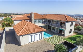 5 Bedroom House in The Wilds