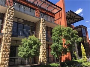 2072 m² Commercial space in Sandown