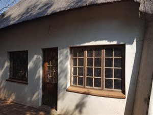 10.9 ha Farm in Broederstroom