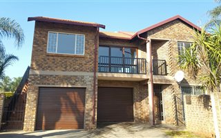 3 Bedroom Apartment in Highveld