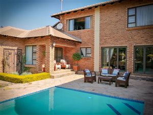 4 Bed House in Ninapark