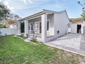 3 Bed House in Kommetjie