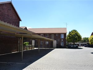 2 Bed Apartment in Edenglen