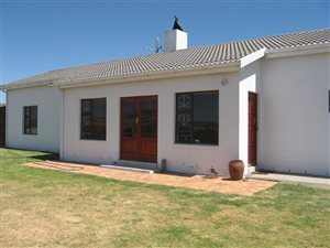 3 Bed House in Langebaan