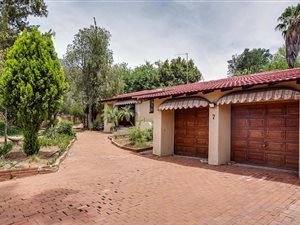 4 Bed House in Kelvin