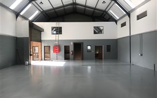 738 m² Industrial space in Bellville Central