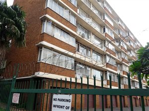 2 Bed Flat in Sunnyside