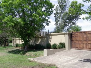 1606 m² Land available in Harrismith