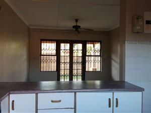 3 Bed Simplex in Birdswood