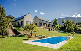 6 Bedroom House in Hout Bay and surrounds