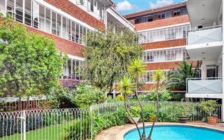 1 Bedroom Apartment in Riviera
