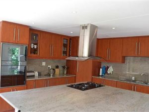 3 Bed House in Airfield