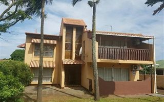 6 Bedroom House in Isipingo Hills