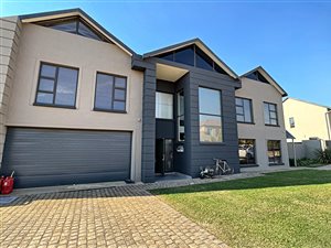 4 Bed House in The Meadows