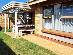 2 Bed House in Montana Tuine