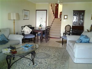 3 Bed Apartment in Scottburgh Central