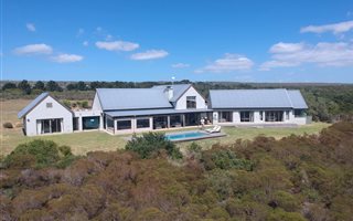 5.2 ha Smallholding in Kromme River