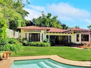 4 Bedroom House in Bryanston East
