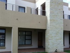 3 Bed Flat in Vanderbijlpark SE8