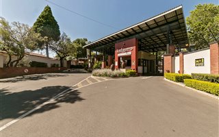 2 Bedroom Cluster in Fourways