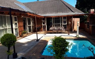 3 Bedroom House in Ferncliffe
