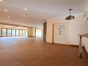 5 Bed House in Bendor