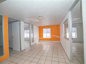 250 m² Office Space in North Riding