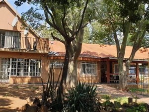 6 Bed House in Millgate Farm