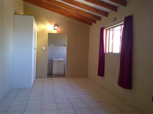 1 Bed Garden Cottage in Vorna Valley