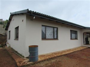 3 Bed House in Stanger Manor