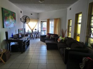 3 Bed House in La Mercy