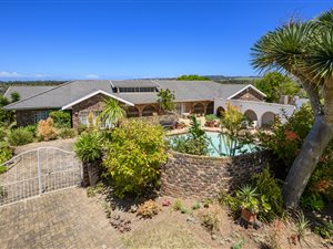 4 Bed House in Sunridge Park