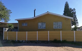 3 Bedroom House in Devon Park