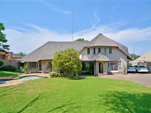 4 Bed House in Sunninghill