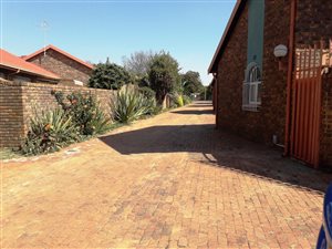 3 Bed Townhouse in Birchleigh North