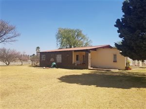 2.1 ha Farm in Putfontein
