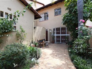 4 Bed Townhouse in Strathavon