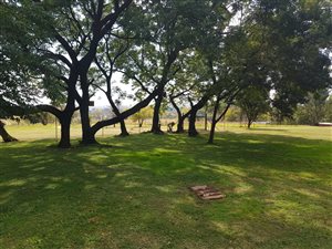 2.9 ha Land available in Raslouw