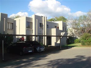 2 Bed Apartment in Bloubosrand