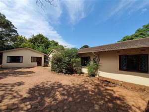 4 Bed House in Waterfall