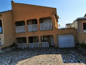 5 Bed Simplex in Forest Haven