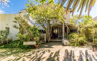 4 Bedroom House in Rondebosch