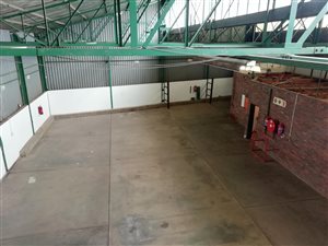 550 m² Industrial space in Industria West