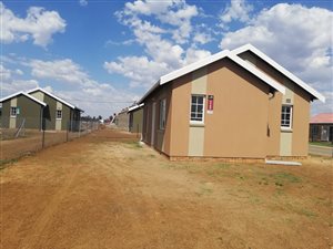 2 Bed House in Savanna City